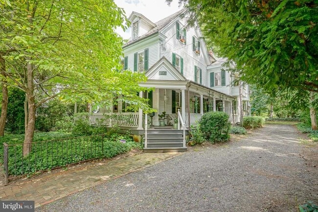 Photo - 315 Chestnut St