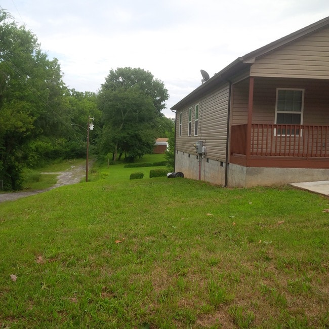 Photo - 1506 Greenwood Rd