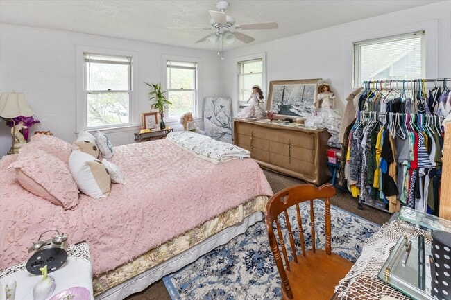 Photo - 547 W Main St Unit 545 W Main St