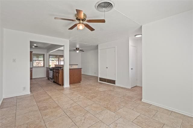 Photo - 3209 N Calais St