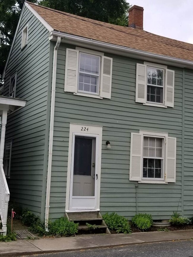 Chesapeake City 2BR/1BA Home for only $900... - Chesapeake City 2BR/1BA Home for only $900...