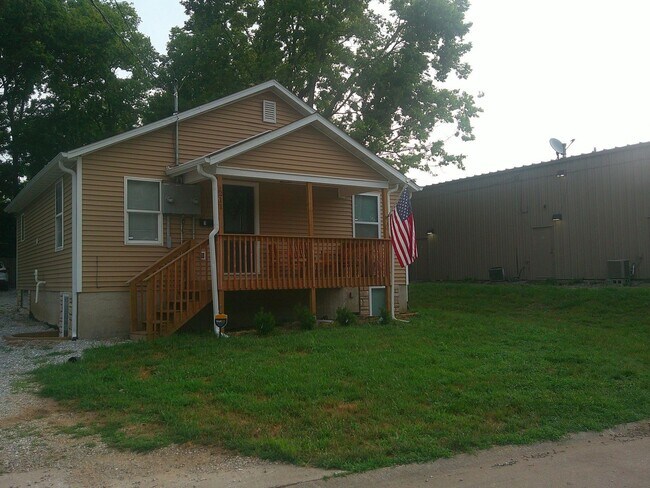 Photo - 211 Hickman Ave Unidad 2