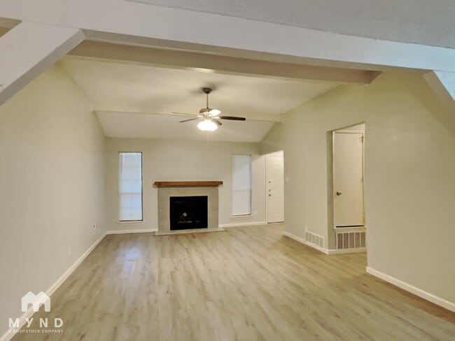 Photo - 5208 Rowcrop Dr