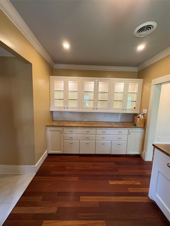 Photo - 643 E 10 1/2 St