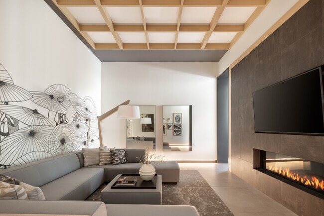 Photo - Sixth and Jackson