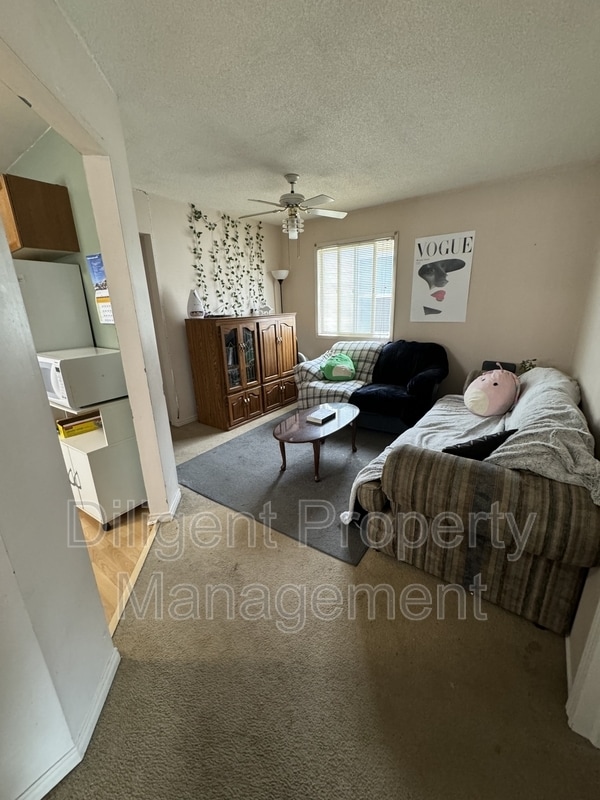 Photo - 1241 Huntington Cir