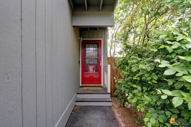 Photo - COMING SOON! Rare Find! East Anchorage Hom...