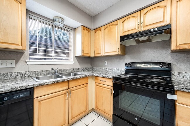Photo - 4918 Quailgate Dr
