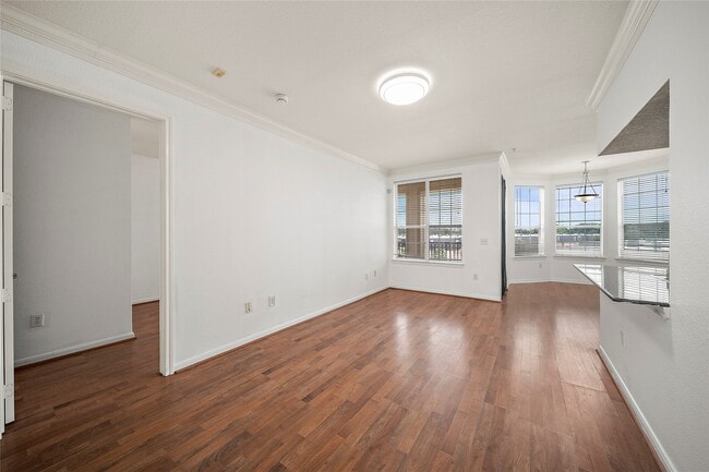 Building Photo - 7575 Kirby Dr Unit 2306 Rental