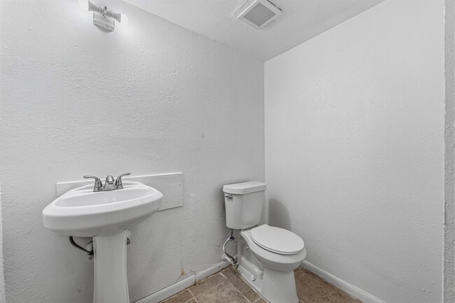 Photo - 12054 Beechnut St