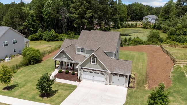 130 Amelia Dr