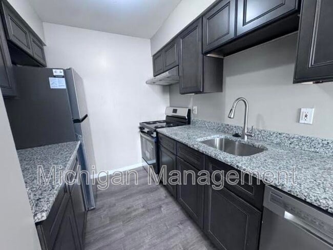 Photo - 4815 Briarwood Ave
