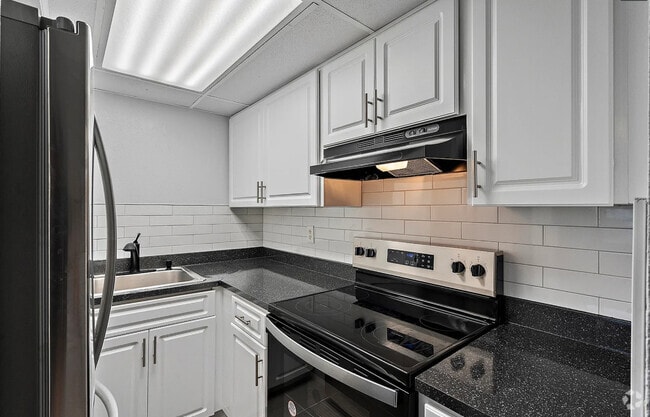 Building Photo - Splendid unit near the beach Rental