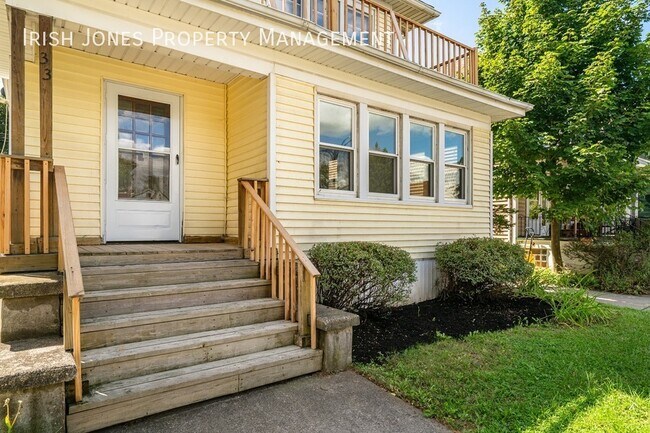 Photo - 33 Harding Rd Unit Upper