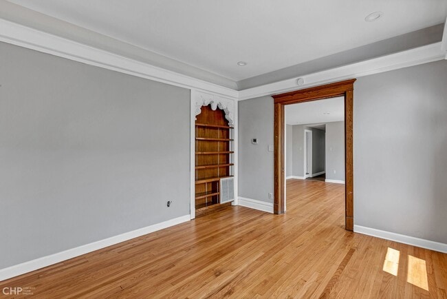 Photo - 3149 S Morgan St Unidad 2nd Floor