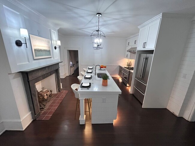 Photo - Spacious & Stylish Rental in Newtown Squar...