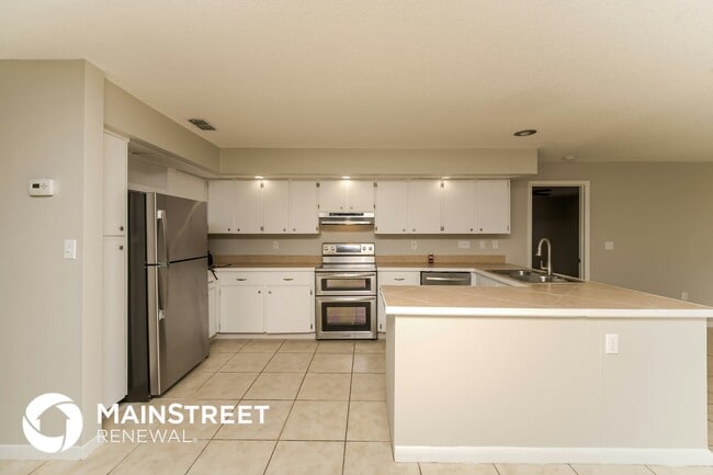 Photo - 2229 Flaming Arrow Dr