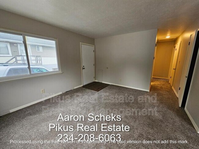 Photo - 3643 Albrecht Ave