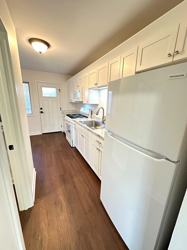 Photo - 222 S Tryon St Unidad 6