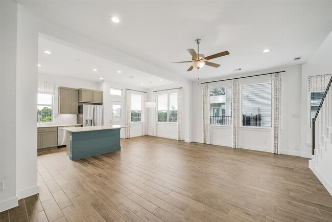 Photo - 21131 Medina River Dr