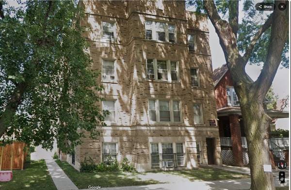 Building Photo - 5542 W Leland Ave Rental