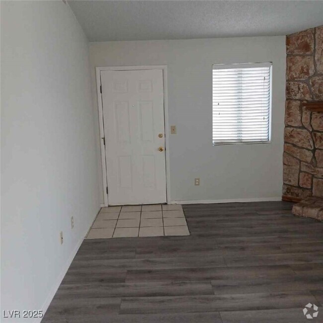 Building Photo - 1575 W Warm Springs Rd Unit 3122 Rental