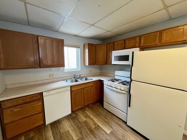 Photo - 409 N State St Unit Lower