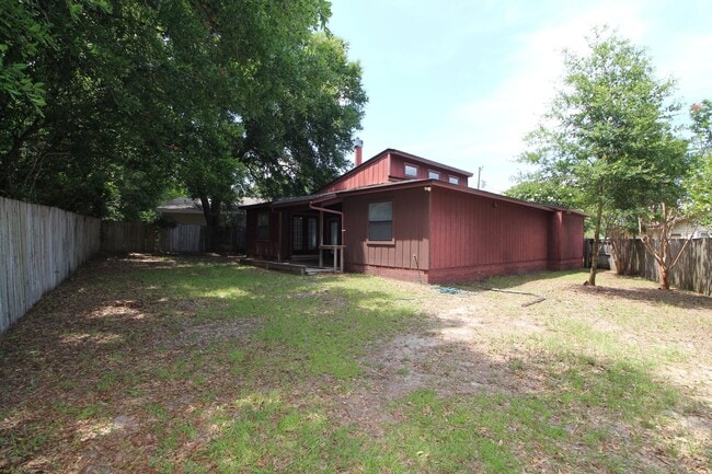 Photo - Spacious Tierra Villas Home with Vaulted Ceilings, Fireplace & Covered Patio