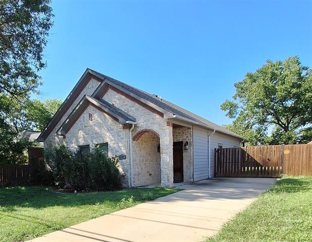 Building Photo - 4107 Canada Dr