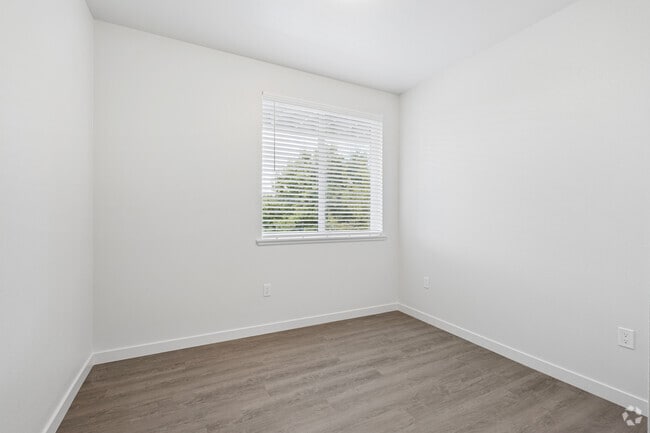 2BR, 1BA - 834SF - Second Bedroom