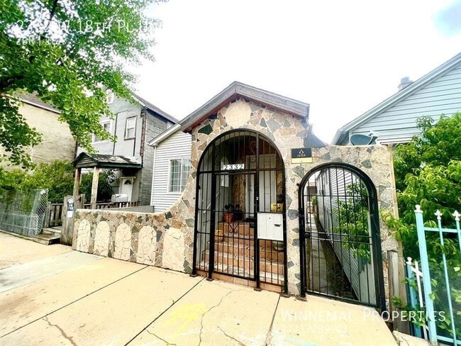 Photo - 2332 W 18th Pl Apartamento Unidad 1F