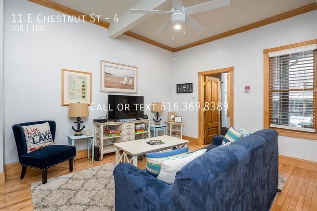 Photo - 11 E Chestnut St