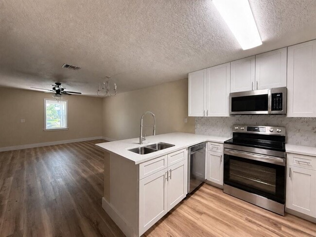 Photo - 12718 Somerset Oaks St