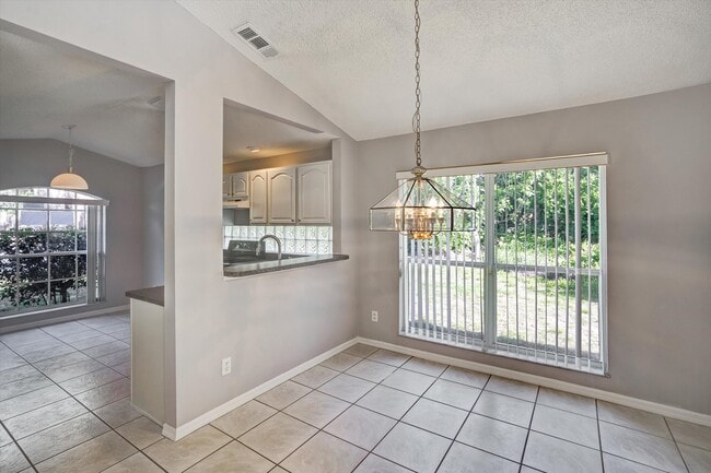 Photo - 1033 Lake Davenport Blvd