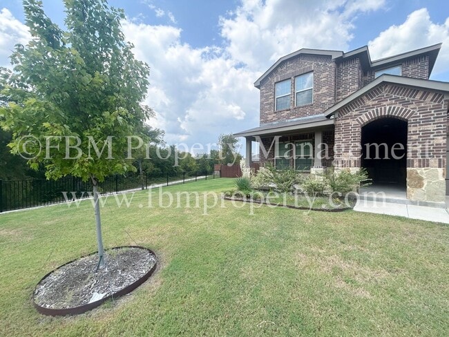 Photo - 935 Keystone Ct
