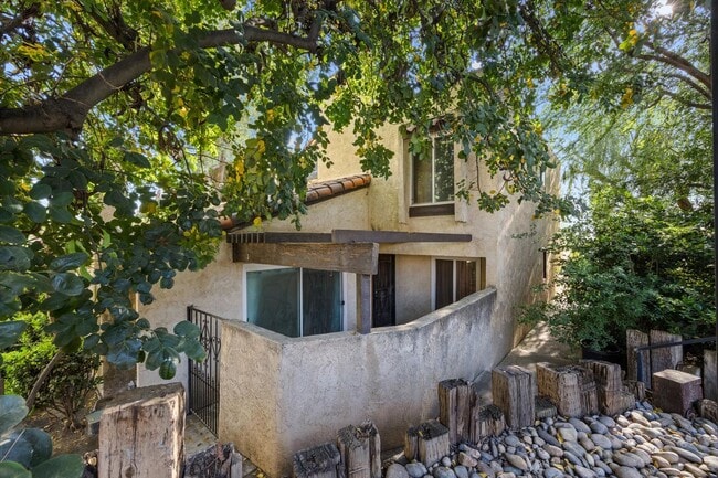Photo - Spacious Condo Near Bakersfield College – Prime Location!