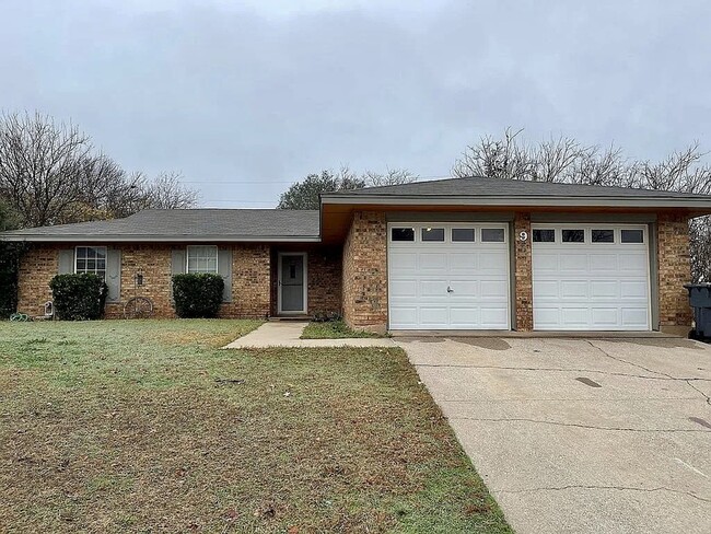 Photo - 9 Lackland Cir House