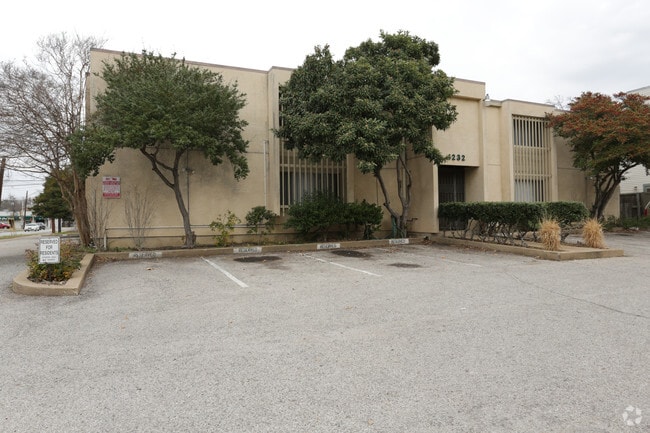 Photo - 4232 Rawlins St