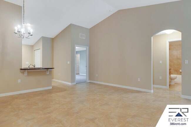 Photo - 14 Slatington Pl