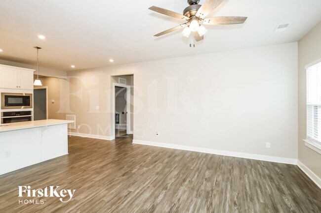 Photo - 1124 Augustus Beamon Dr