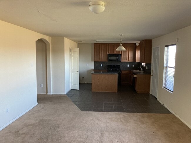 Photo - 702 Silver Reef Ln