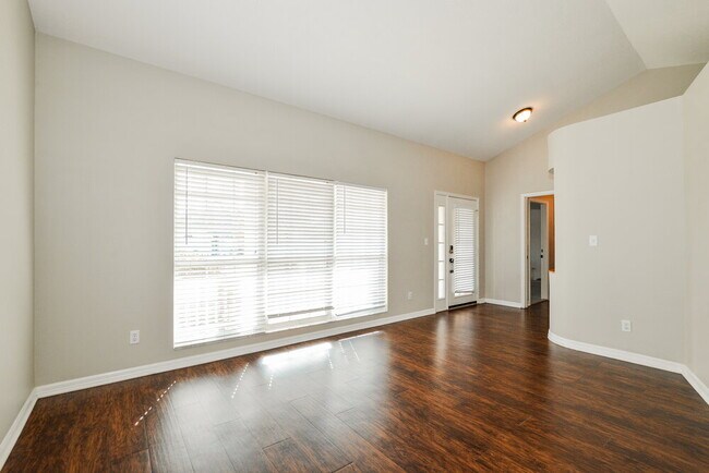 Photo - 4803 Jeanette Ct