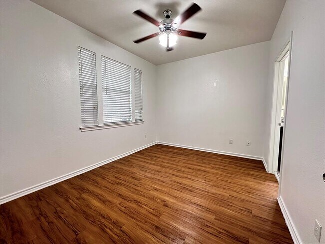 Photo - 6804 N Capital of Texas Hwy Unit 511