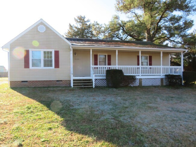 Dinwiddie County - Dinwiddie County House