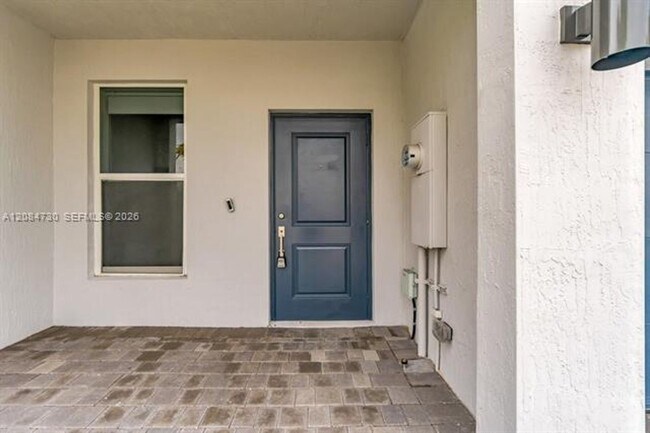 Photo - 18414 SW 2nd St