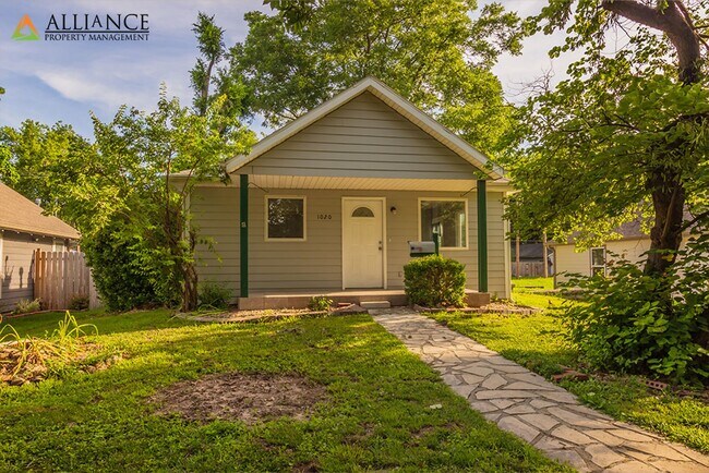 Photo - Spacious Rooms & Close to Downtown