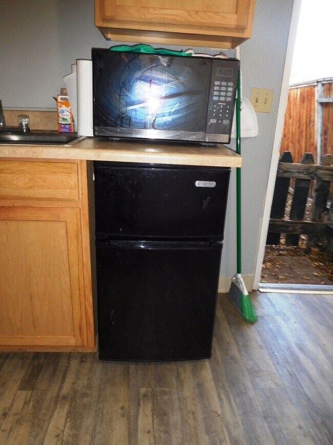 Photo - 647 Valley Rd Unidad 1/2