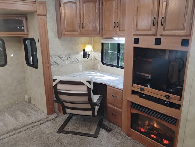 Photo - 379 Co Rd 3425 Unidad g