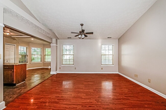 Photo - 2043 Glendora Dr