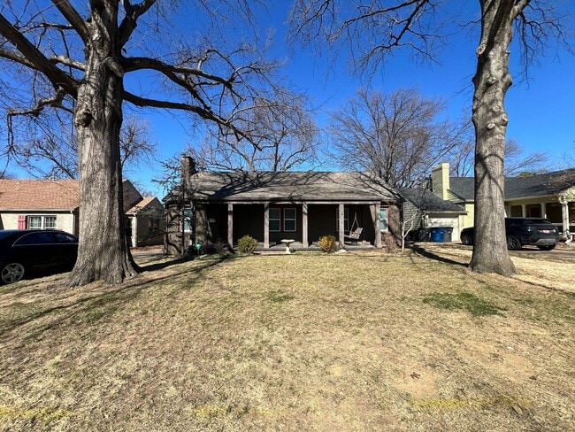 Photo - Beautifully renovated Midtown charmer